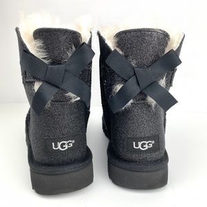 ugg 1100053